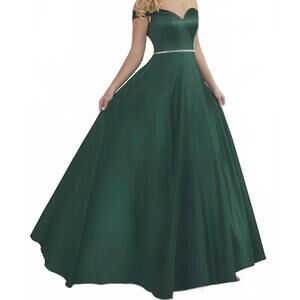 NEW STUDIO 17 women's prom dress in emerald